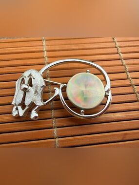 Rainbow Vintage Silver-Tone Dog Brooch Pin (Marked RAINBOW ©)
